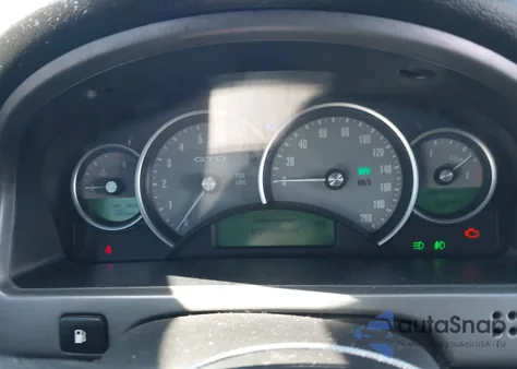 2005 Pontiac Gto z USA, uszkodzony, nr VIN 6G2VX12U45L391156